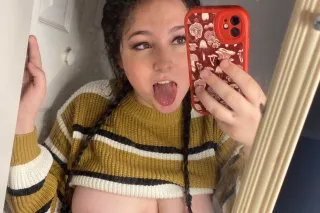 Mature Horny Girl Ready to Hoo... - Image 4