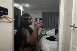 Pretty & Wet 💦 - 24 - Image 3