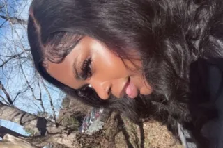 Big Booty Cedeez Sexy ass Tran... - Image 4