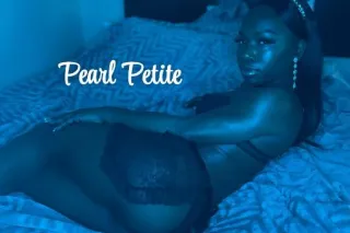 🌹Slip into something that feel... - Image 2