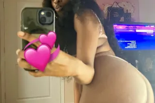 SLutTy 🍫 PRincESs💦💦🅒🅛🅘🅒🅚 🍒🍭 🅗🅔... - Image 3